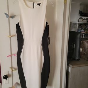 EXPRESS COLOR BLOCK NEW WITH TAGS SIZE MEDIUM